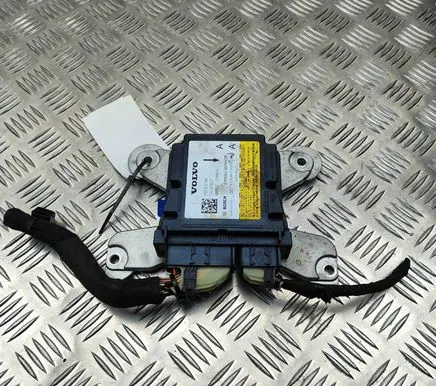 Airbag control unit/module