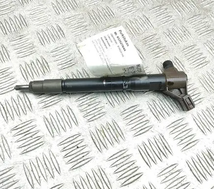 Mazda CX-5 Fuel injector SH0113H50