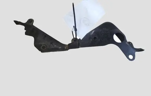 Ford Focus Timing belt guard (cover) 4M5G6M016AA