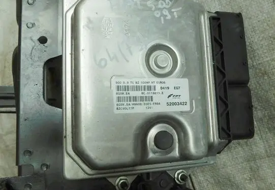 Fiat 500E Engine control unit/module ECU 8GSW.EA 52003422