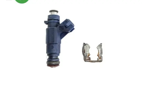 Mercedes-Benz R W251 Fuel injector A1120780149