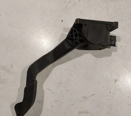 Peugeot 307 Accelerator throttle pedal 0280755084 9680756880