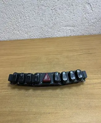 Mercedes-Benz S W220 Other switches/knobs/shifts 2208214358 3304250100