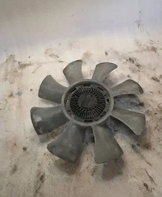 Mitsubishi Pajero Viscous fan clutch