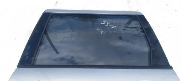 Mitsubishi Outlander Rear door window glass sidabrine