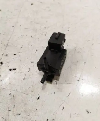 BMW 5 F10 F11 Turbo solenoid valve 70231800 7810831 18T033