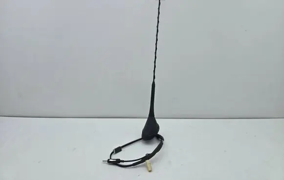 Toyota Prius (XW20) Radio antenna 