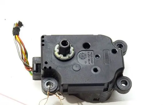 Fiat Croma Air flap motor/actuator 985100V