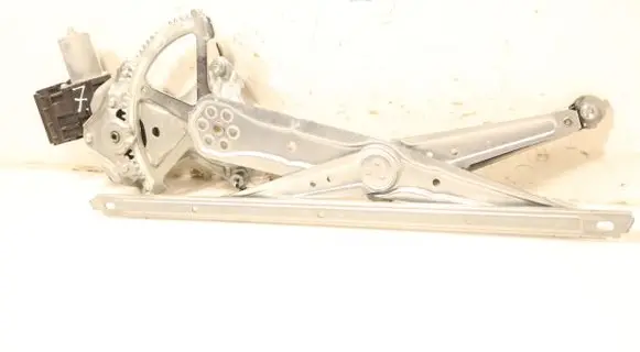 Toyota Corolla E160 E170 Rear window lifting mechanism without motor 