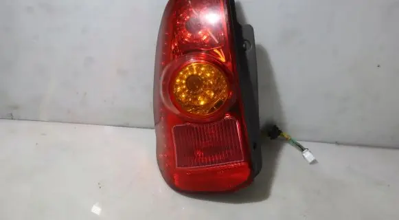 Mitsubishi Space Wagon Rear/tail lights