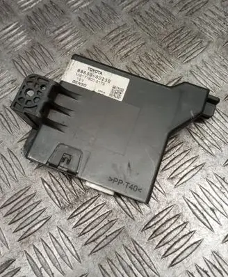 Toyota Yaris Air conditioner control unit module 886500D250