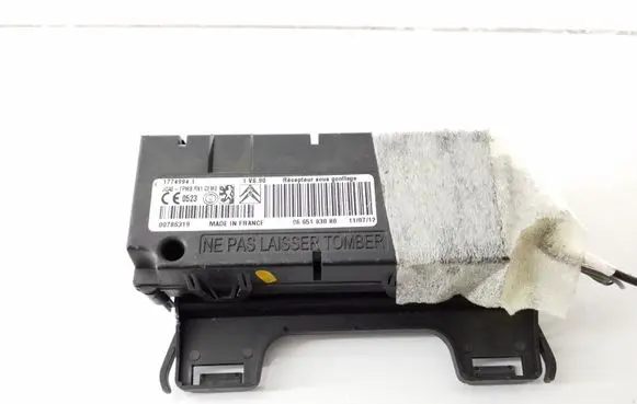 Peugeot 3008 I Tire pressure control unit 9665183080
