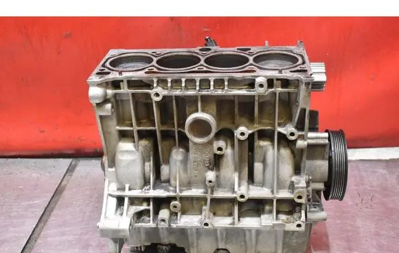 Volkswagen Golf V Engine block BSE