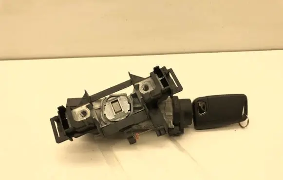 Man TGE 1gen Ignition lock 1K0905851