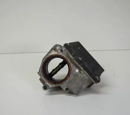 Volkswagen Eos Throttle valve 03G128063G