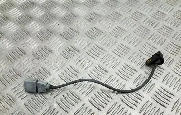 Audi A4 S4 B8 8K Camshaft position sensor 03G906433A