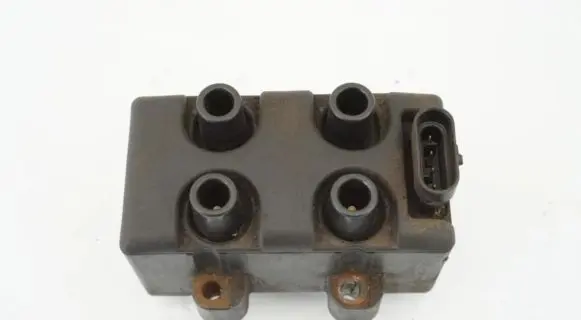 Renault Twingo I High voltage ignition coil 7700274008