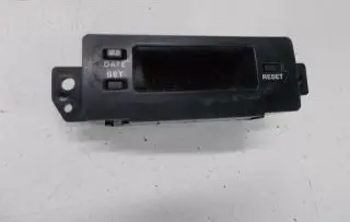 Mazda 626 Clock 