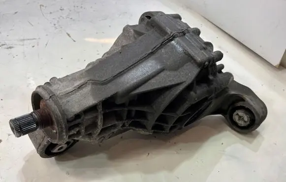 Volkswagen Touareg II Rear differential