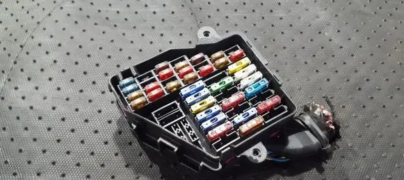 Skoda Octavia Mk1 (1U) Fuse box set