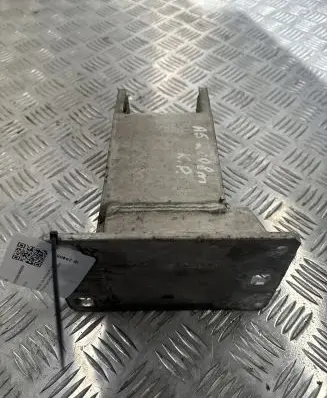 Audi A5 8T 8F Front bumper shock/impact absorber 8K0807133