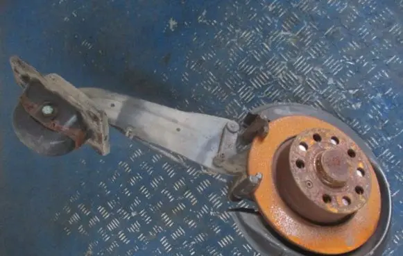 Volkswagen Golf IV Rear control arm