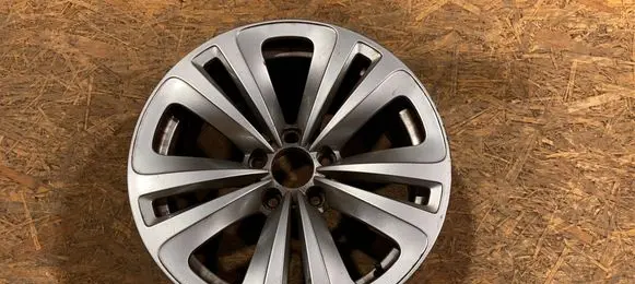 BMW 5 GT F07 R18 alloy rim 6775403 K67KK90