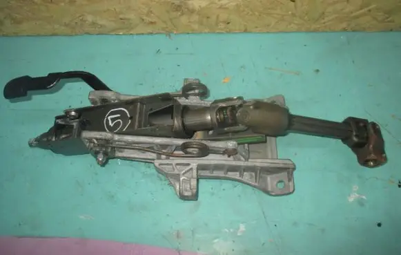 Ford S-MAX Steering wheel axle