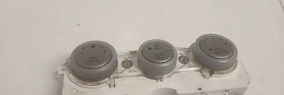 Mazda 6 Interior fan control switch GM23
