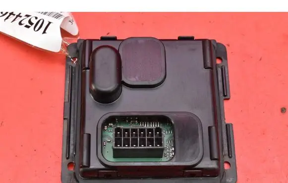 Jeep Grand Cherokee Voltage converter/converter module 61A30020882