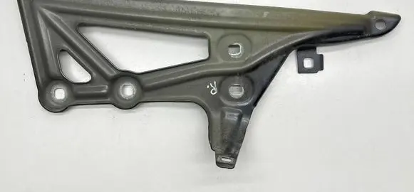 BMW X1 F48 F49 Fender mounting bracket 7329448