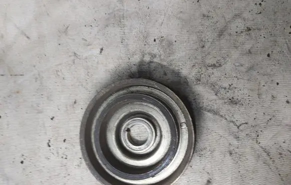 Ford Kuga I Crankshaft pulley 9684720980