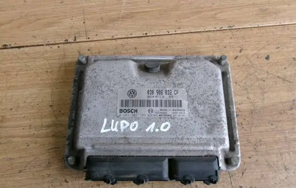 Volkswagen Lupo Engine control unit/module 030906032CP 265A0000 0261207199