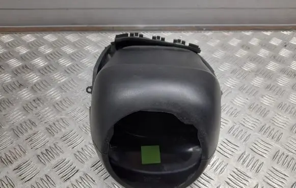 Steering wheel column trim