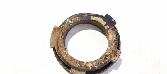KIA Rio Front coil spring rubber mount 353311c000 35331-1c000