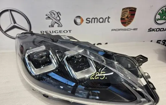 Ford Kuga III Headlight/headlamp LV4B13E016AJ