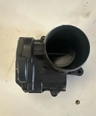 Peugeot RCZ Throttle valve 760491880 2C53386322 10411134903