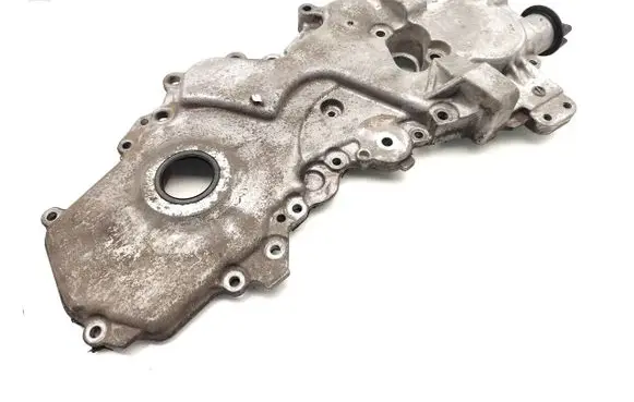 Nissan Qashqai Timing chain cover 