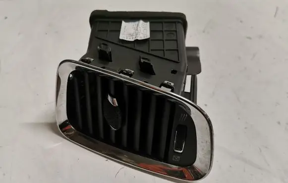 Dodge Durango Dashboard side air vent grill/cover trim 0284845 X90016800XX