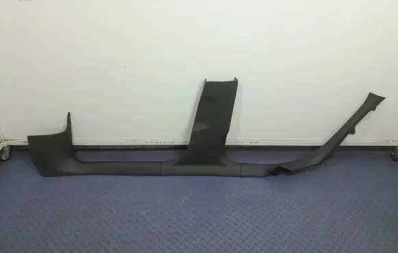 Audi A5 8T 8F Other sill/pillar trim element 8W8867768A