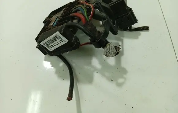 Volkswagen Cross Polo Positive cable (battery) 6R0937550A