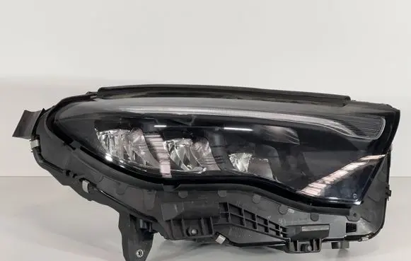 Mercedes-Benz E W214 Headlight/headlamp A2149067002 6842667 LE21A6467