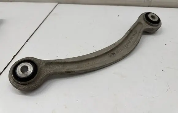 Mercedes-Benz C W205 Rear upper control arm/wishbone