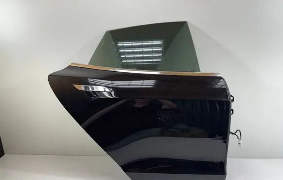 Tesla Model S Rear door