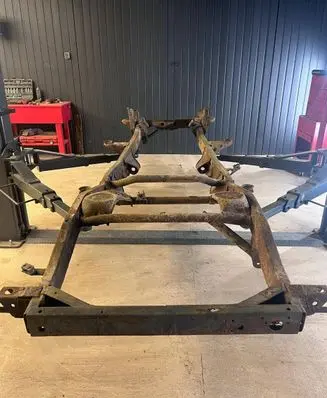 Toyota Land Cruiser (BJ70) Frame 