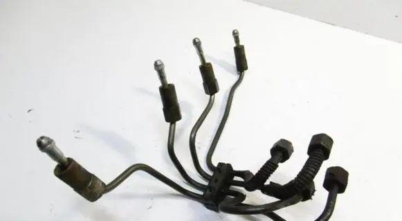 Mazda 626 Fuel line/pipe/hose 