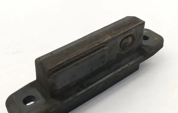 Toyota Avensis T270 Tailgate/boot open switch button 
