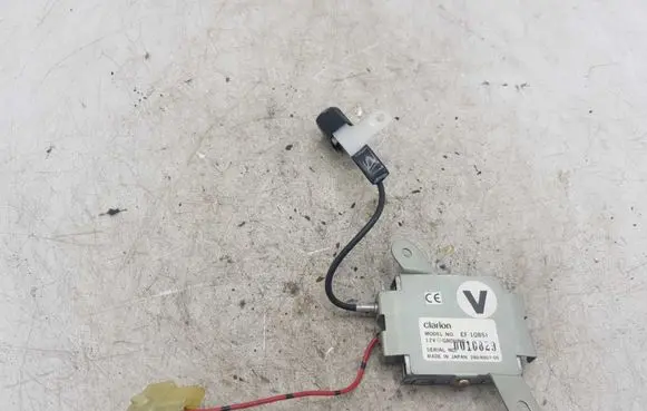 Subaru Legacy Aerial antenna amplifier 0010829 286880705