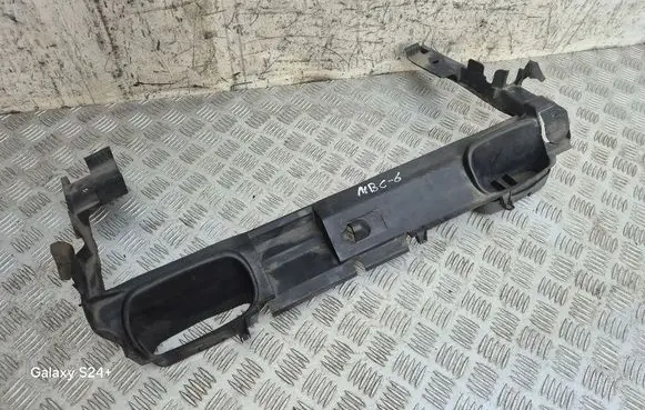 Mercedes-Benz C W203 Radiator trim A2035052730