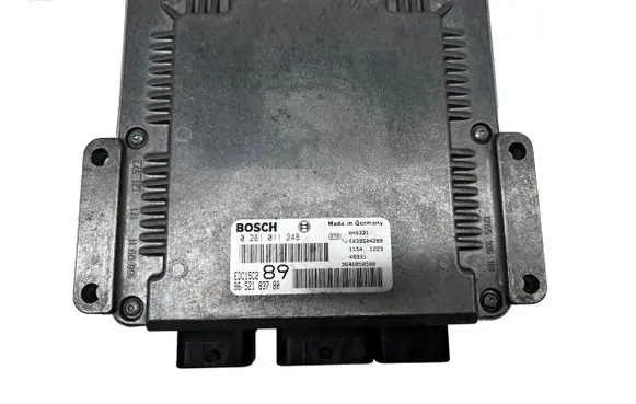 Peugeot 607 Engine control unit/module 9645987180 EDC15C2 0281010933